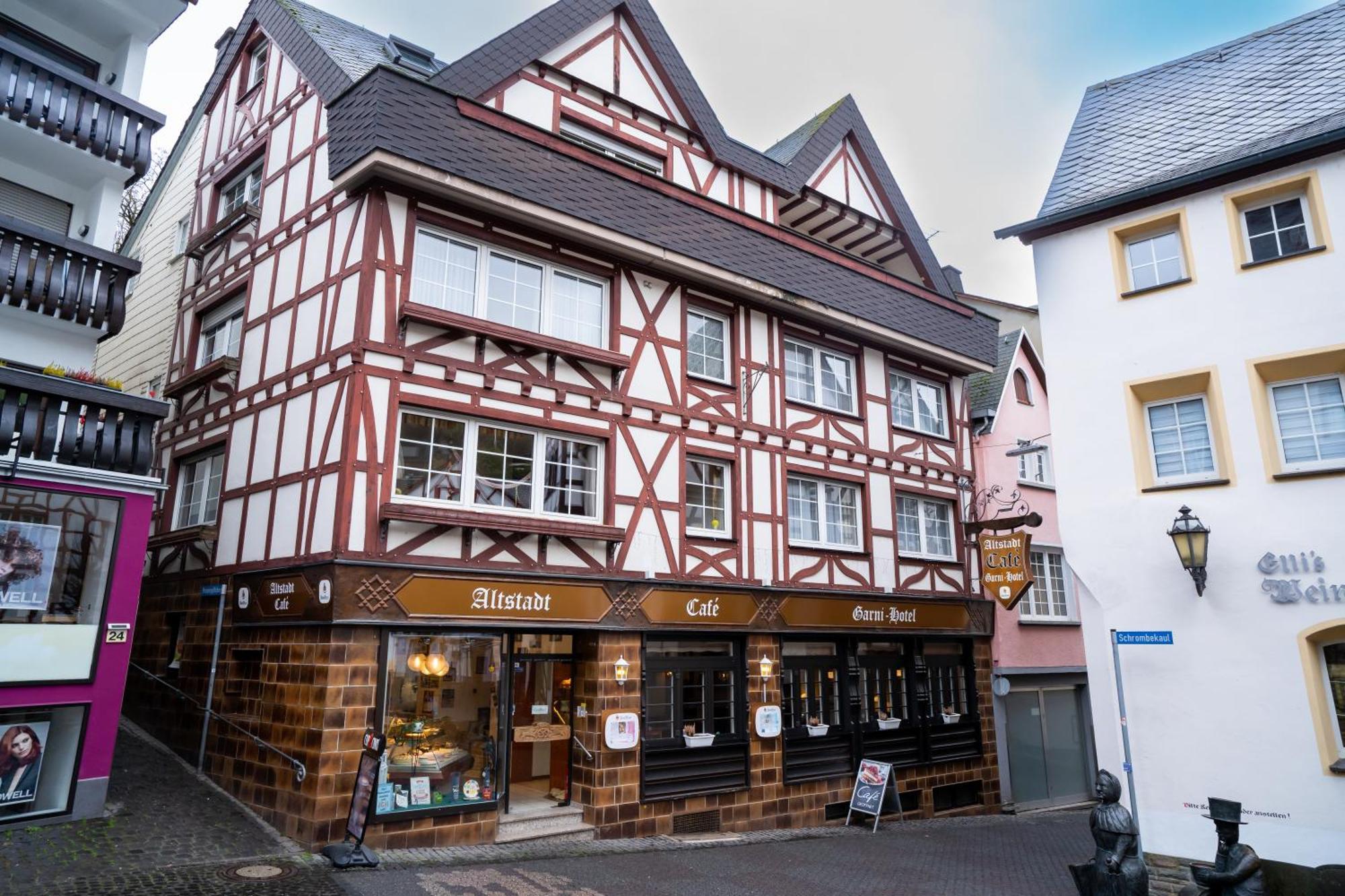 Altstadt Hotel 코헴 외부 사진