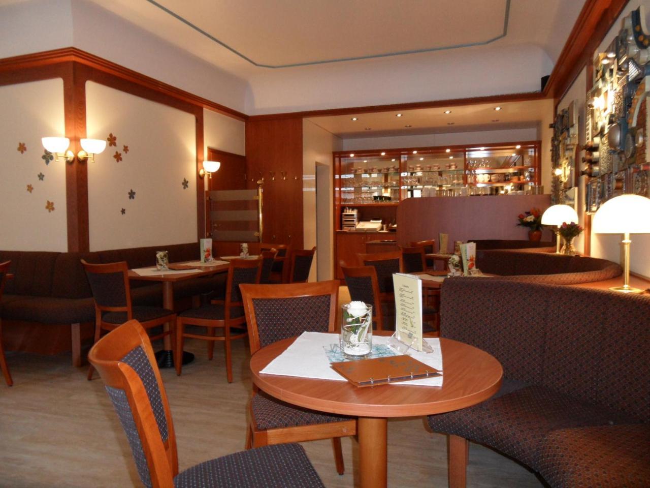 Altstadt Hotel 코헴 외부 사진
